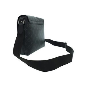 Louis Vuitton Black Shoulder District Eclipse Bag Monogram